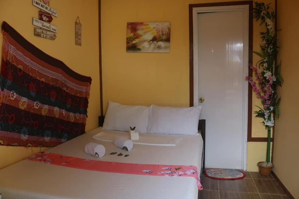 אל נידו Backpackers Inn Gardenview Inn מראה חיצוני תמונה