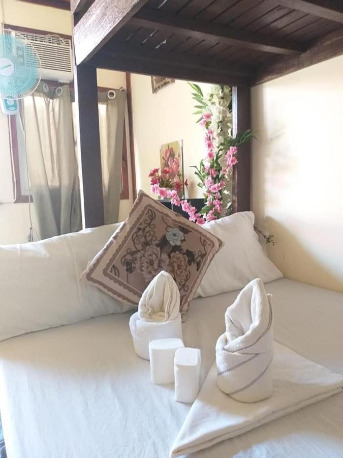 אל נידו Backpackers Inn Gardenview Inn מראה חיצוני תמונה