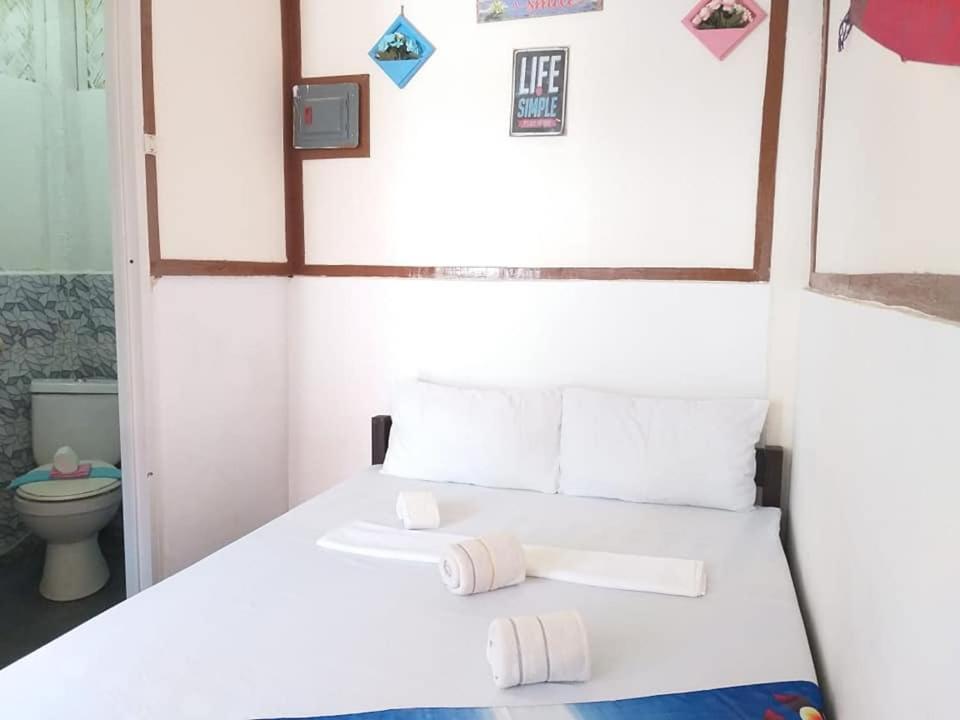 אל נידו Backpackers Inn Gardenview Inn מראה חיצוני תמונה